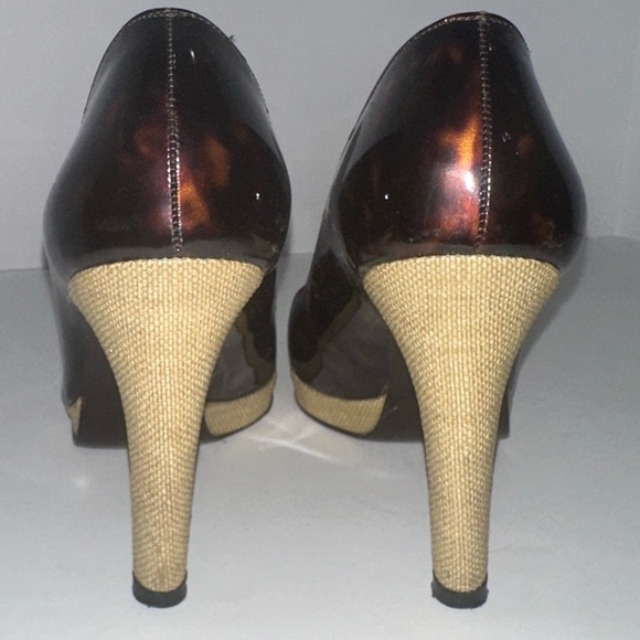 Stuart Weitzman Tortoise Shell Heels 6.5 Platform Fabric Wrapped Heels - Picture 4 of 7